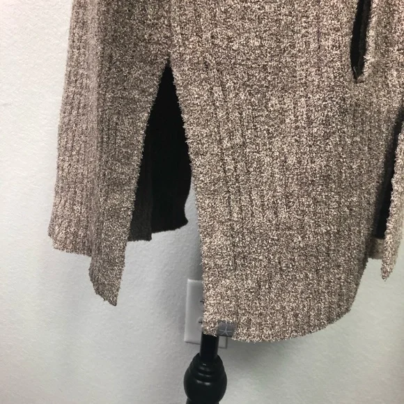 Barefoot Dreams CozyChic Lite Cardigan - Picture 7 of 12
